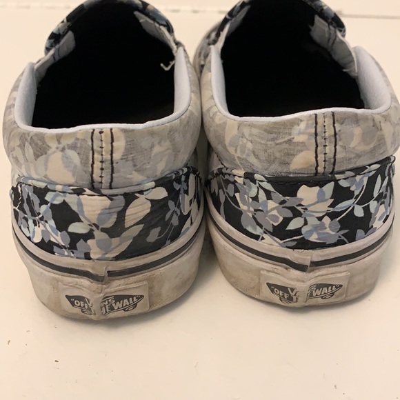 Floral vans - Picture 3 of 6